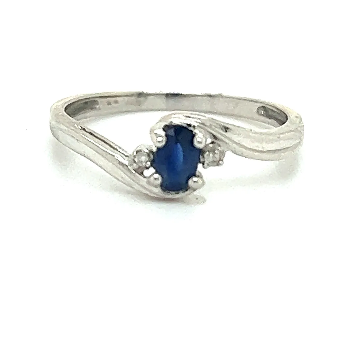 Oval Blue Sapphire Birthstone Ring