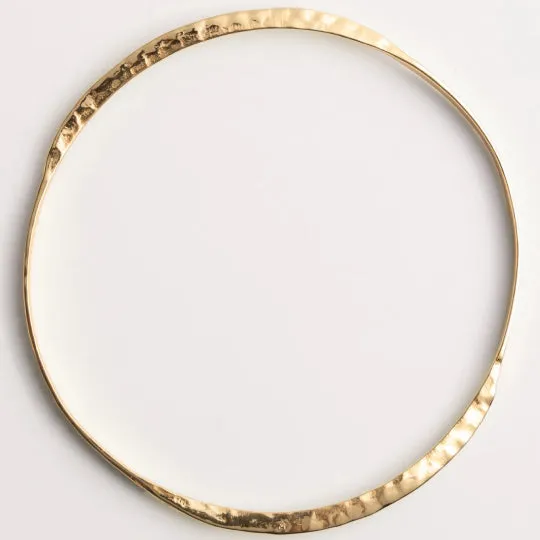 Gold Vermeil Hammered Bangle | Juvi
