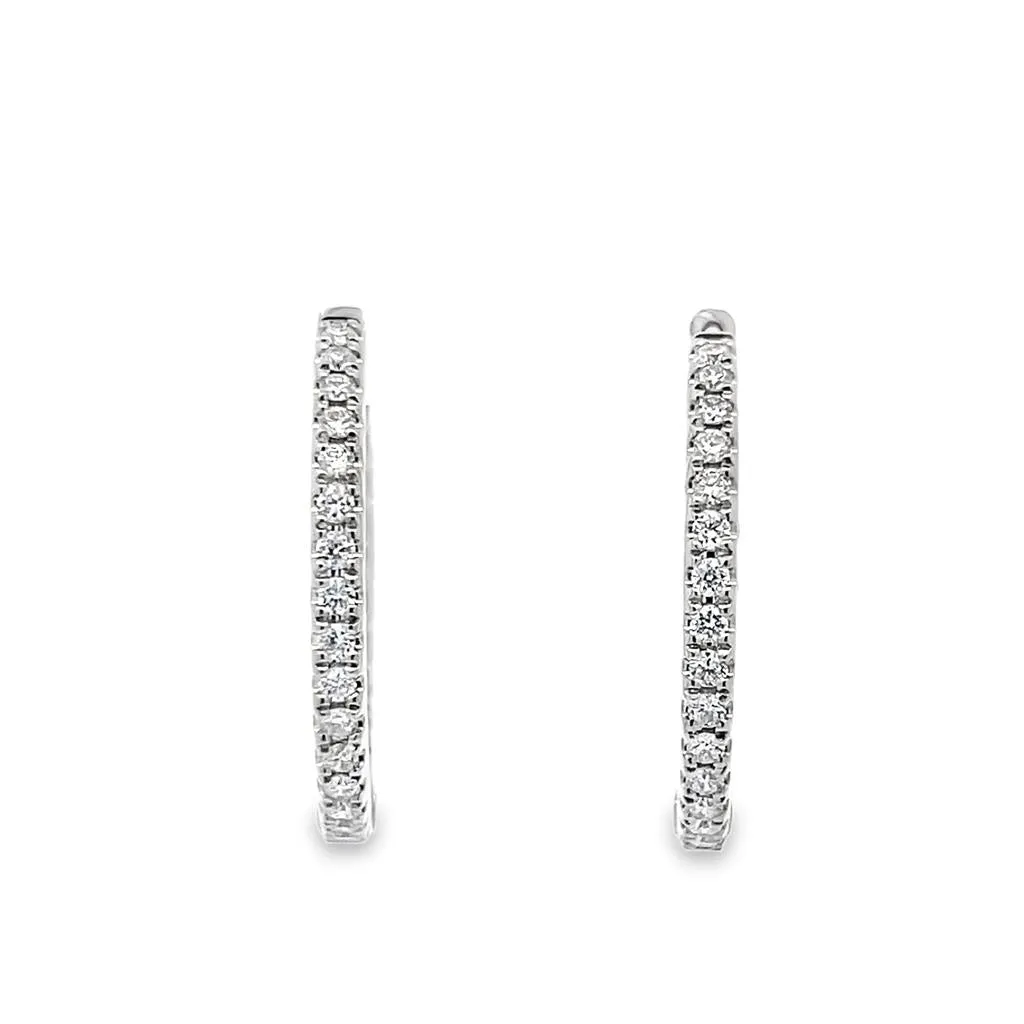 Lady's White 18 Karat Inside Out Split Prong Earrings 56 = 1.08tw Roun
