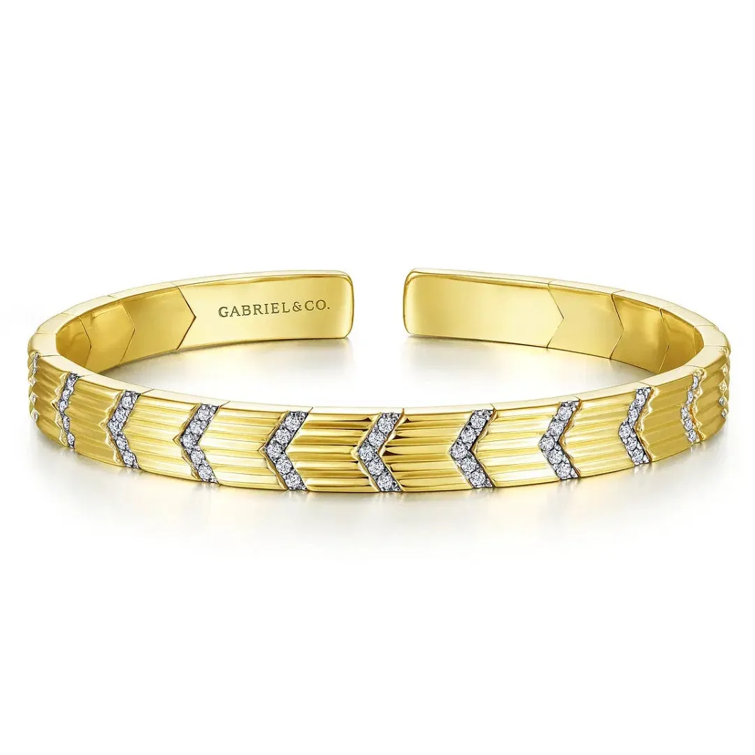 14K Yellow Gold Pavé Diamond Chevron Stations Cuff Bracelet